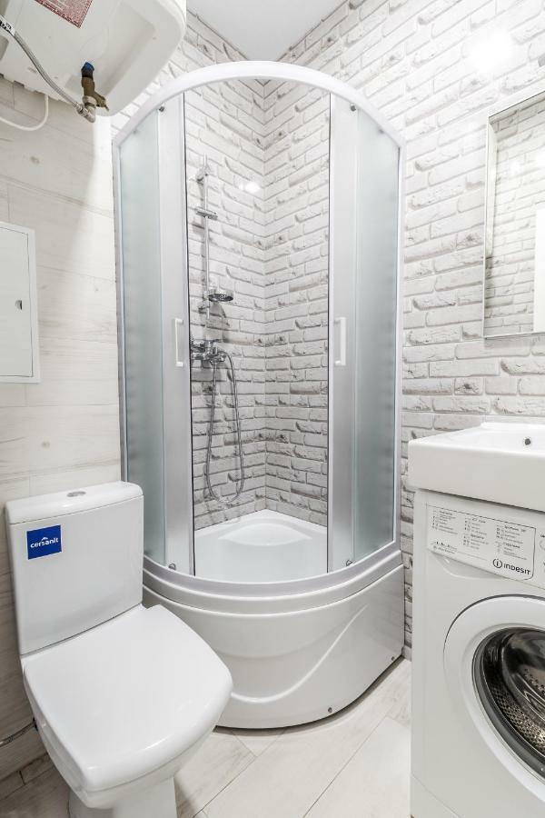 Modern Rus Appartement Lviv Buitenkant foto